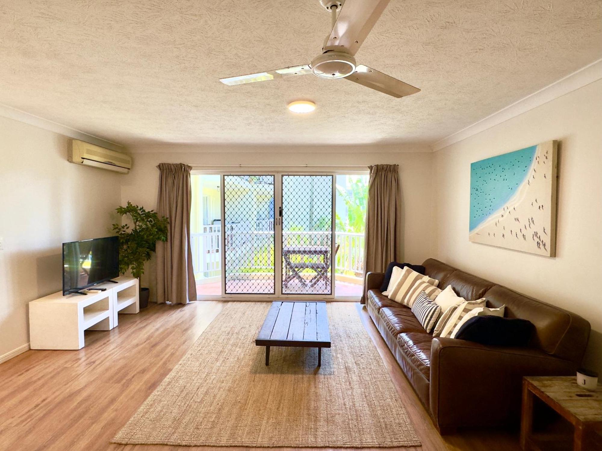 Hotel Surfers Tradewinds Gold Coast Exterior foto